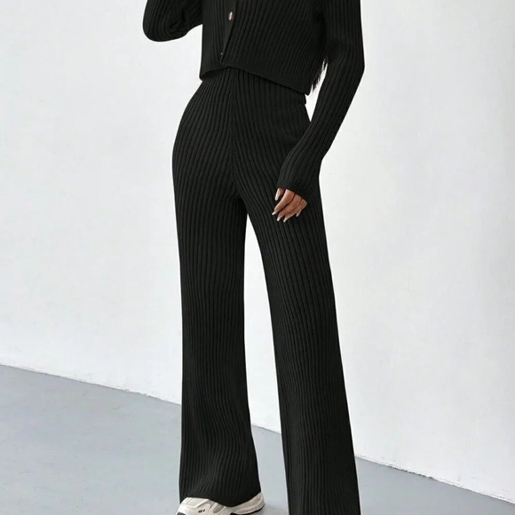 Black Casual Women's Summer Ribbed Knit Cardigan & Flare Leg Knit Pants set - Picture 6 of 6
